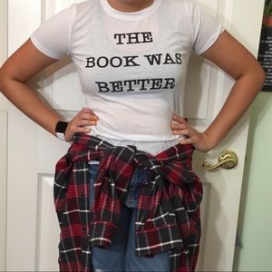 Cute graphic tee!